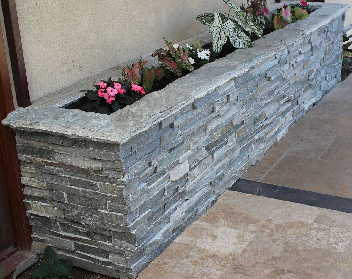 XL Rockmount Sierra Blue Corners installed on outdoor with seamless finish