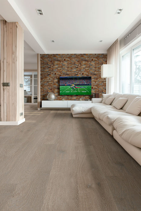 California Gold XL Stacked Slate Panels installed on living room wall with warm, earthy tone