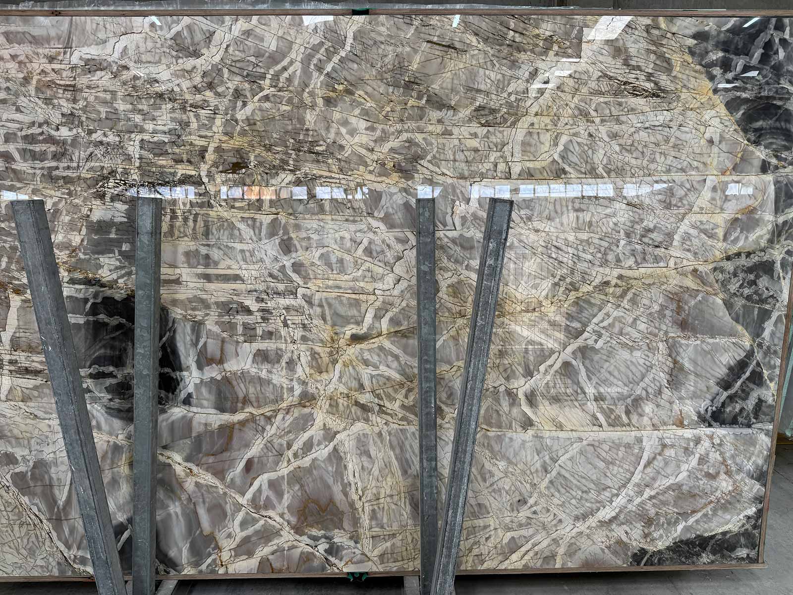 Crystalline Marble Slab – Polished