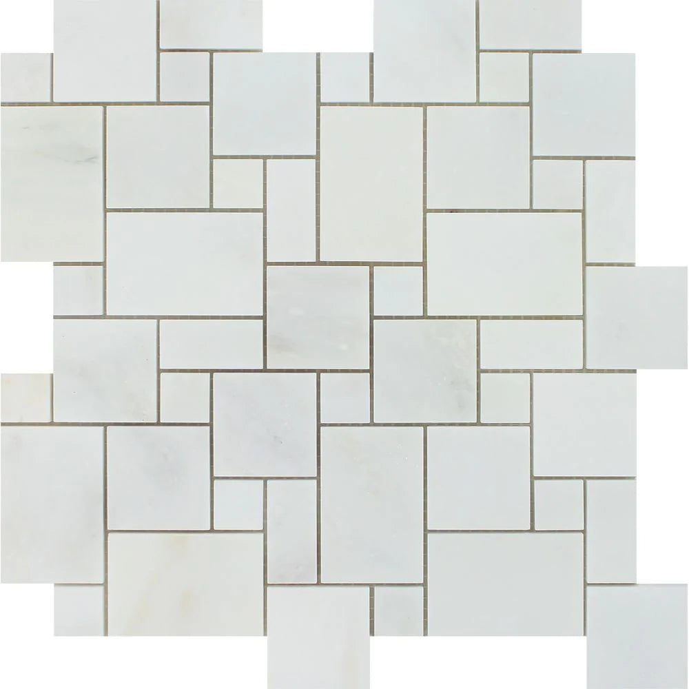 Arabescato Carrara Mini Versailles Mosaic with polished Italian marble in soft white tones